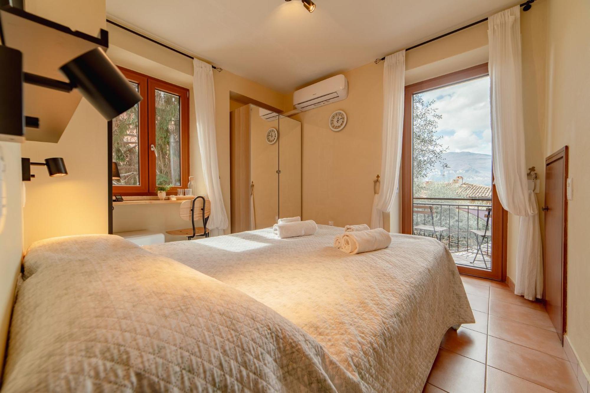 Garda Doma Bed & Breakfast Brenzone sul Garda Exterior photo