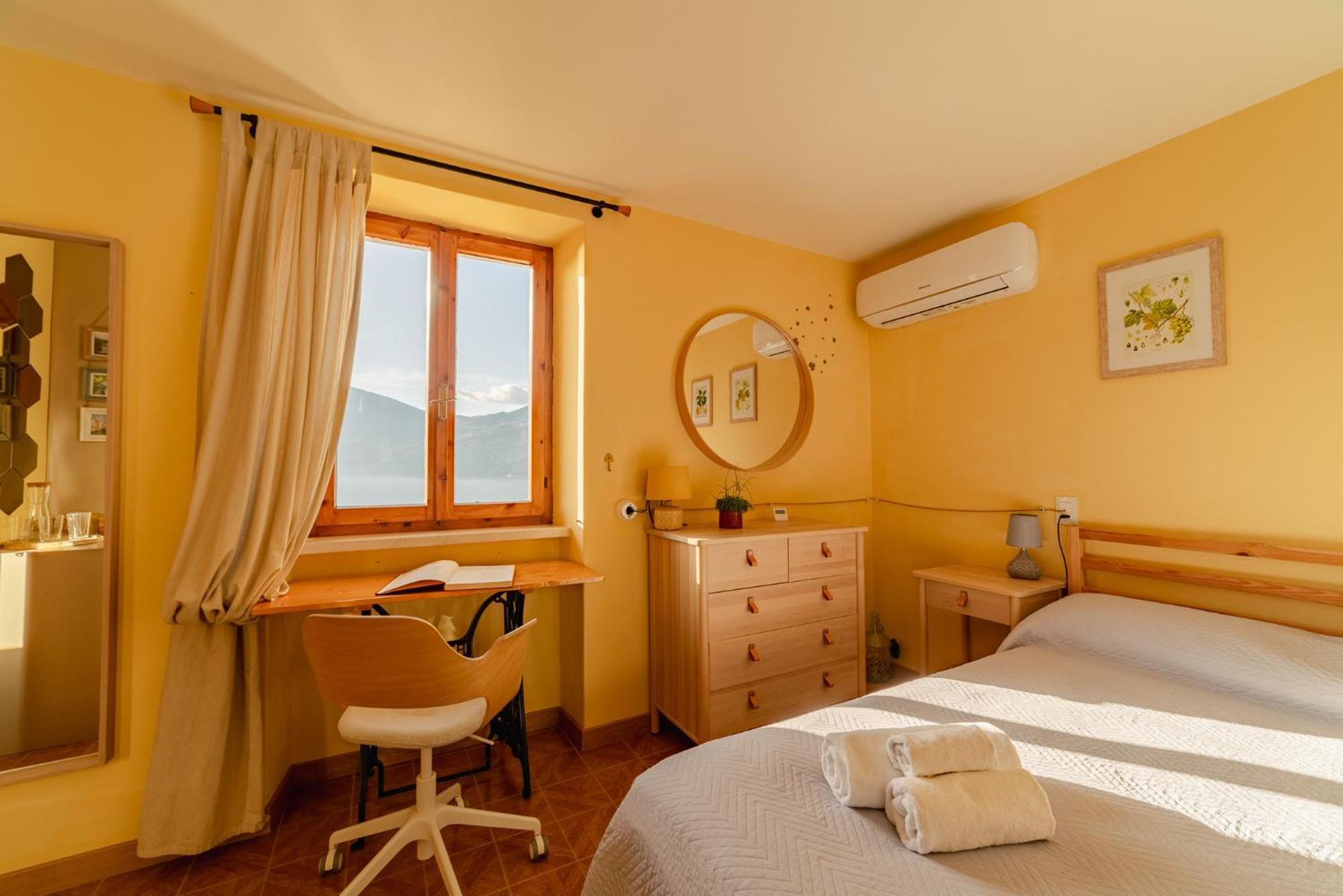 Garda Doma Bed & Breakfast Brenzone sul Garda Exterior photo